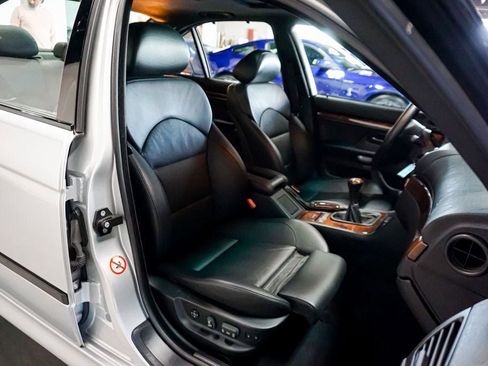 Used 2002 BMW M5 RWD image 32