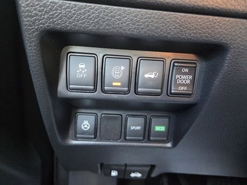 Used 2017 Nissan Rogue SL w/ SL Premium Package image 14