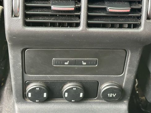 Used 2017 Jaguar F-PACE S image 37