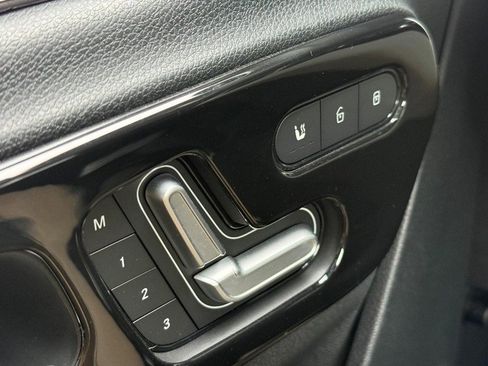 Used 2021 Mercedes-Benz Sprinter 2500 image 22