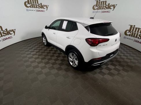 Certified 2024 Buick Encore GX Preferred FWD image 6