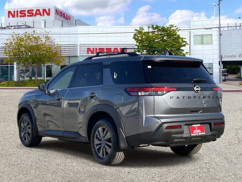 New 2025 Nissan Pathfinder SV w/ Black Appearance Package image 2