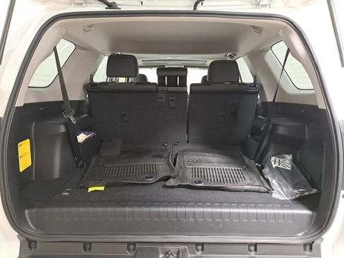 Used 2023 Toyota 4Runner SR5 Premium w/ Moonroof Package image 10