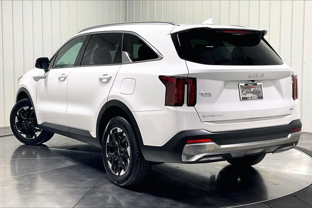 Used 2024 Kia Sorento S w/ Panoramic Sunroof Package AWD/4WD image 12