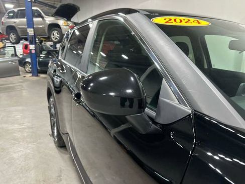 Certified 2024 Nissan Rogue SV image 29