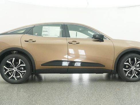 New 2026 Toyota Crown XLE image 38