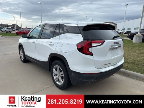 Used 2024 GMC Terrain SLE image 5