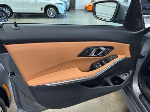 Used 2025 BMW 330i xDrive Sedan image 13