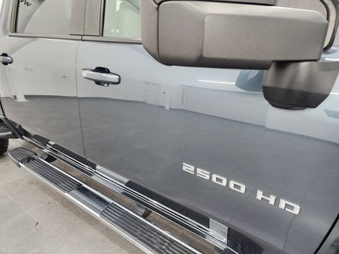 Used 2020 Chevrolet Silverado 2500 LT w/ Convenience Package image 24