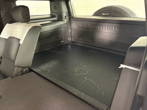 Used 2025 GMC Hummer EV 3X image 37