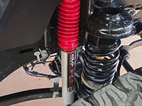 Used 2021 Jeep Gladiator Sport image 9