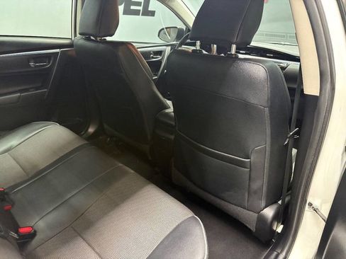 Used 2015 Toyota Corolla S image 40