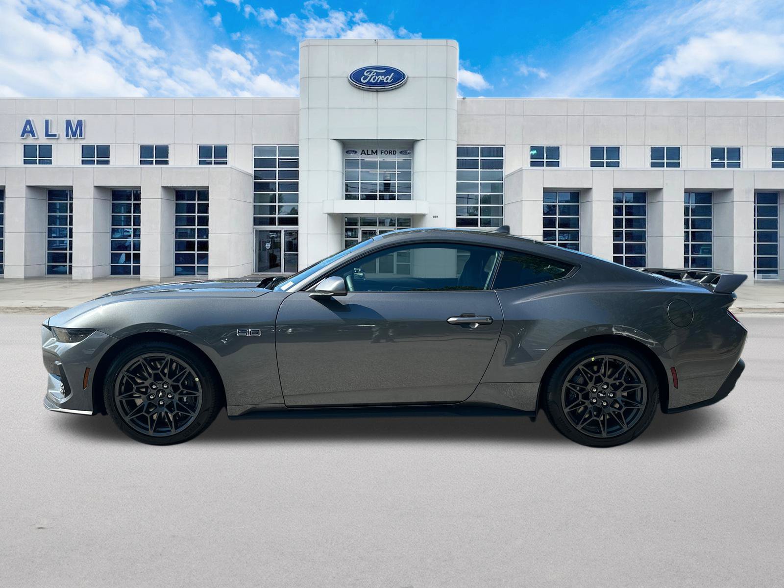 New 2026 Ford Mustang GT w/ GT Performance Package RWD image 9
