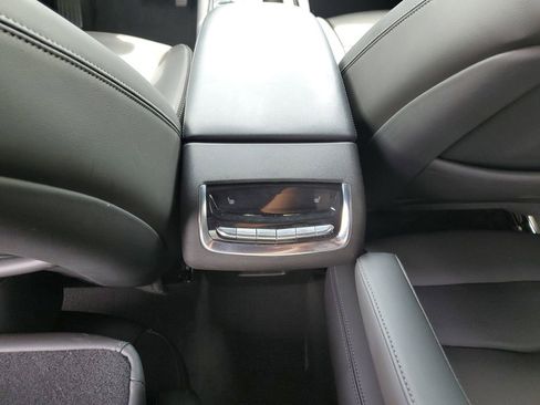Used 2023 Cadillac XT6 Premium Luxury FWD image 14