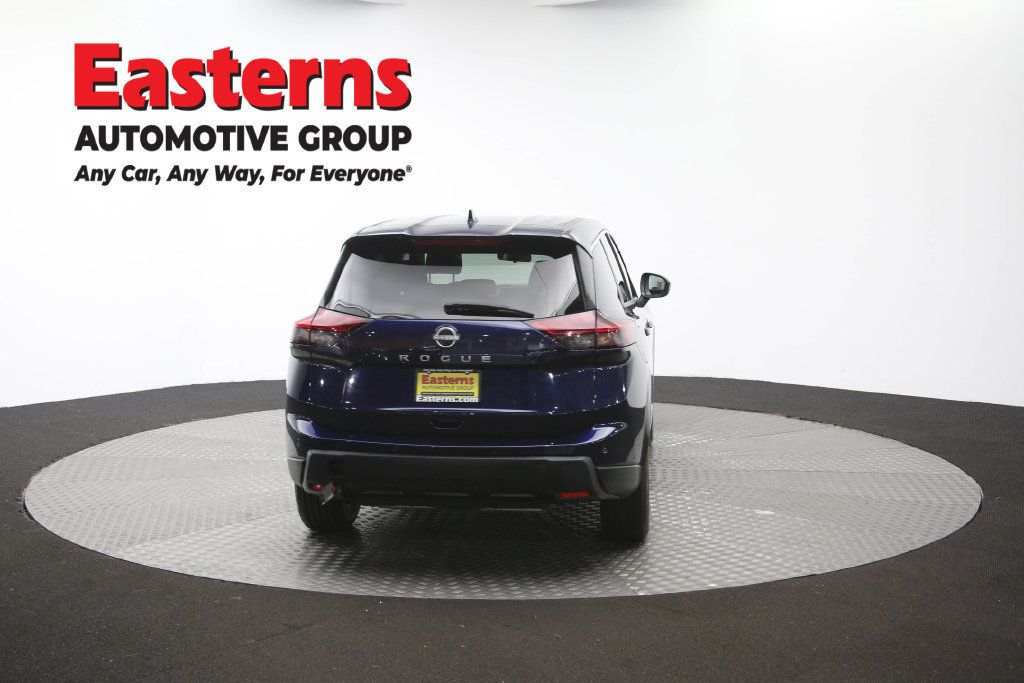 Used 2025 Nissan Rogue SV AWD/4WD image 42