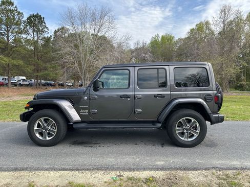 Used 2021 Jeep Wrangler Unlimited Sahara image 8