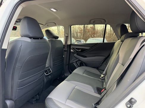 Used 2023 Subaru Outback Onyx Edition image 28