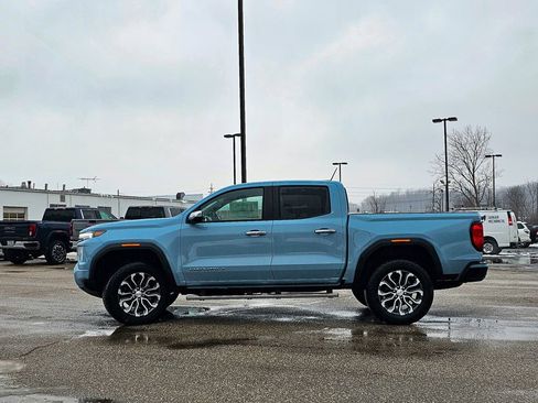 New 2026 GMC Canyon Denali image 7