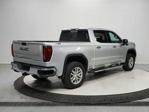 Used 2021 GMC Sierra 1500 SLT w/ SLT Premium Plus Package AWD/4WD image 7