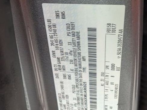 Used 2021 Ford Escape SE image 38