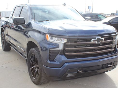 Used 2022 Chevrolet Silverado 1500 High Country w/ High Country Premium Package image 10