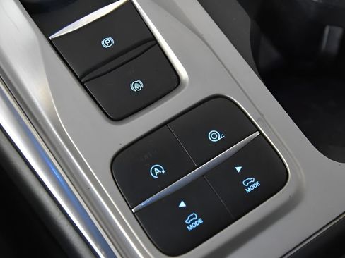 Used 2021 Ford Explorer XLT w/ Equipment Group 202A RWD image 30