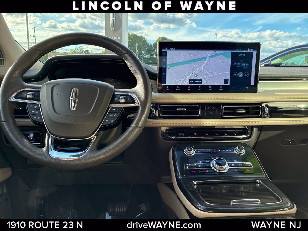Certified 2023 Lincoln Nautilus AWD w/ Premium Package image 24