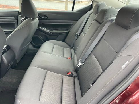 Certified 2025 Nissan Altima 2.5 SV image 8