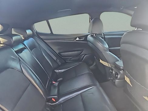 Used 2021 Kia Stinger GT-Line image 33