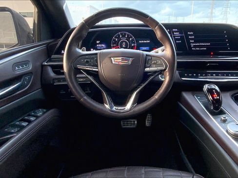 Used 2023 Cadillac Escalade V w/ Heavy-Duty Trailer Package image 5