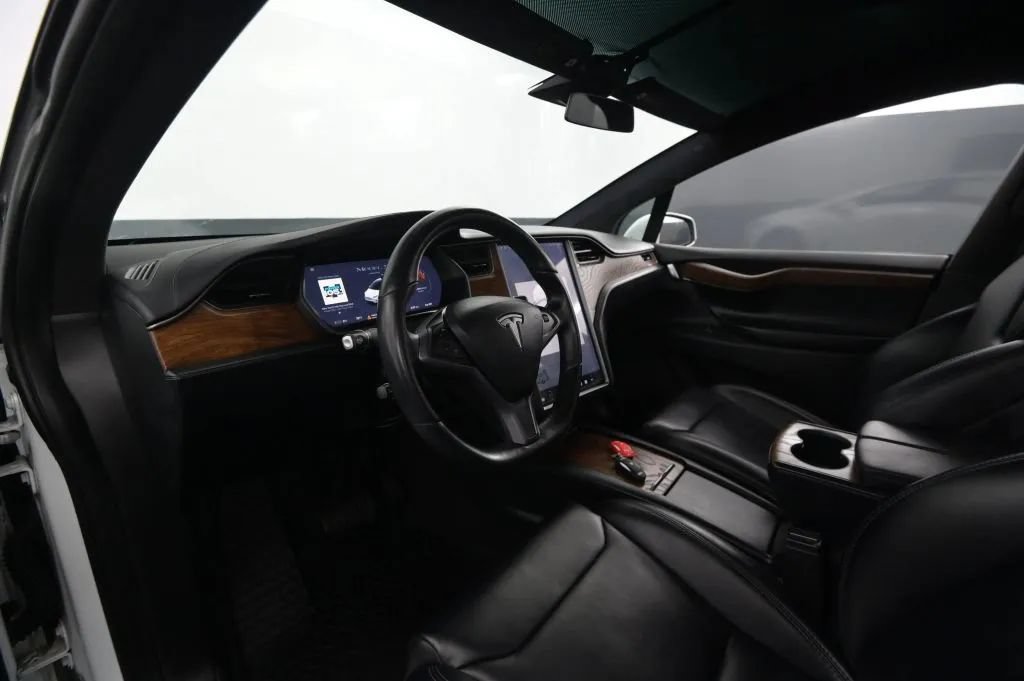 Used 2020 Tesla Model X Long Range AWD/4WD image 36