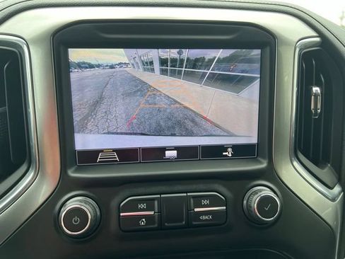 Used 2020 Chevrolet Silverado 1500 LT Trail Boss AWD/4WD image 19