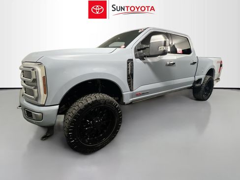 Used 2024 Ford F250 Platinum AWD/4WD image 9