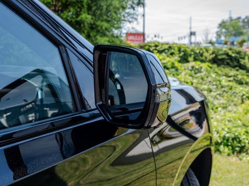 Used 2026 Cadillac Escalade ESV Sport w/ LPO, ONYX Package image 35