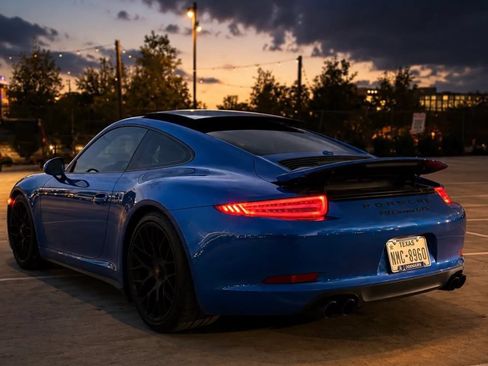Used 2016 Porsche 911 GT3 RS image 7