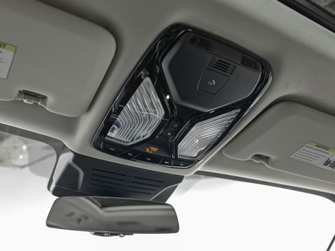 Used 2026 BMW X7 xDrive40i image 24