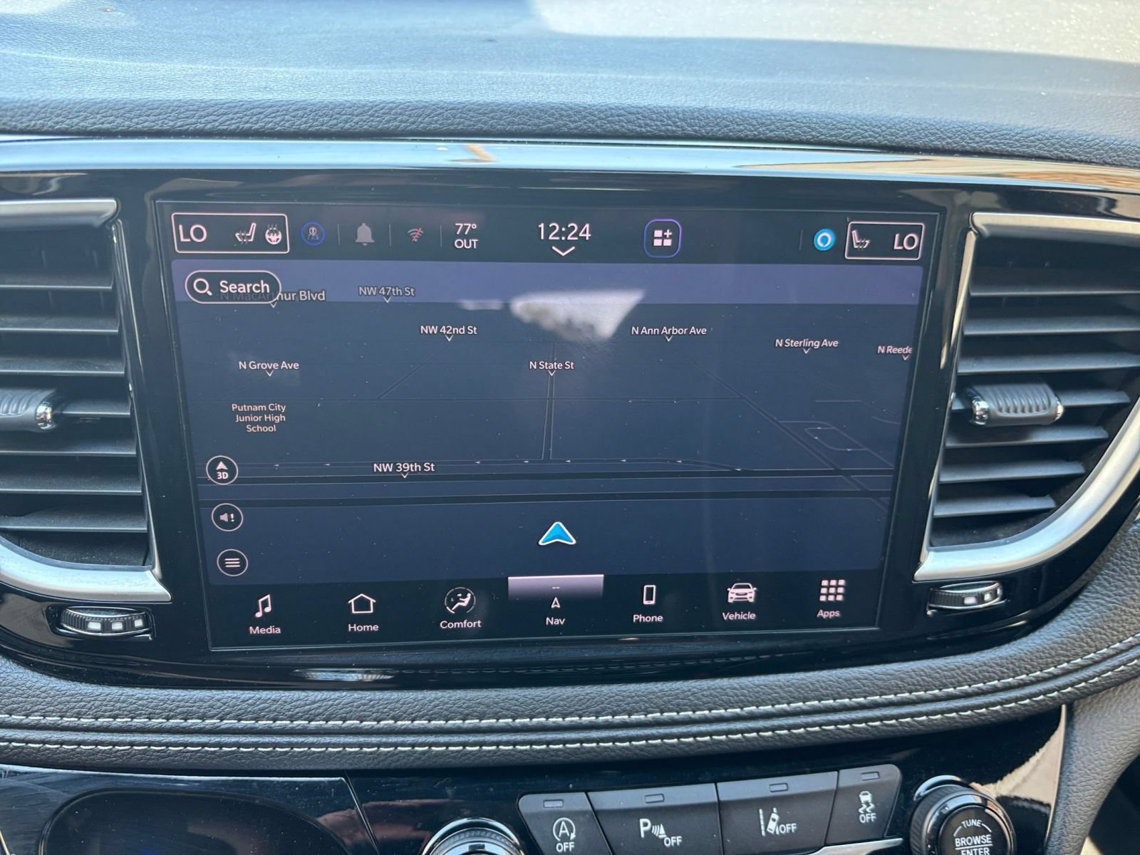 Used 2025 Chrysler Pacifica Limited FWD image 19