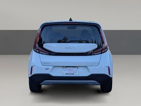 Used 2025 Kia Soul LX image 6