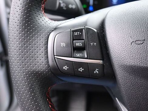 Used 2025 Ford Escape ST-Line image 33