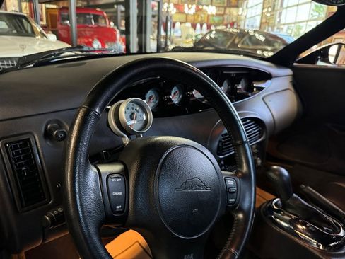 Used 2000 Plymouth Prowler image 15