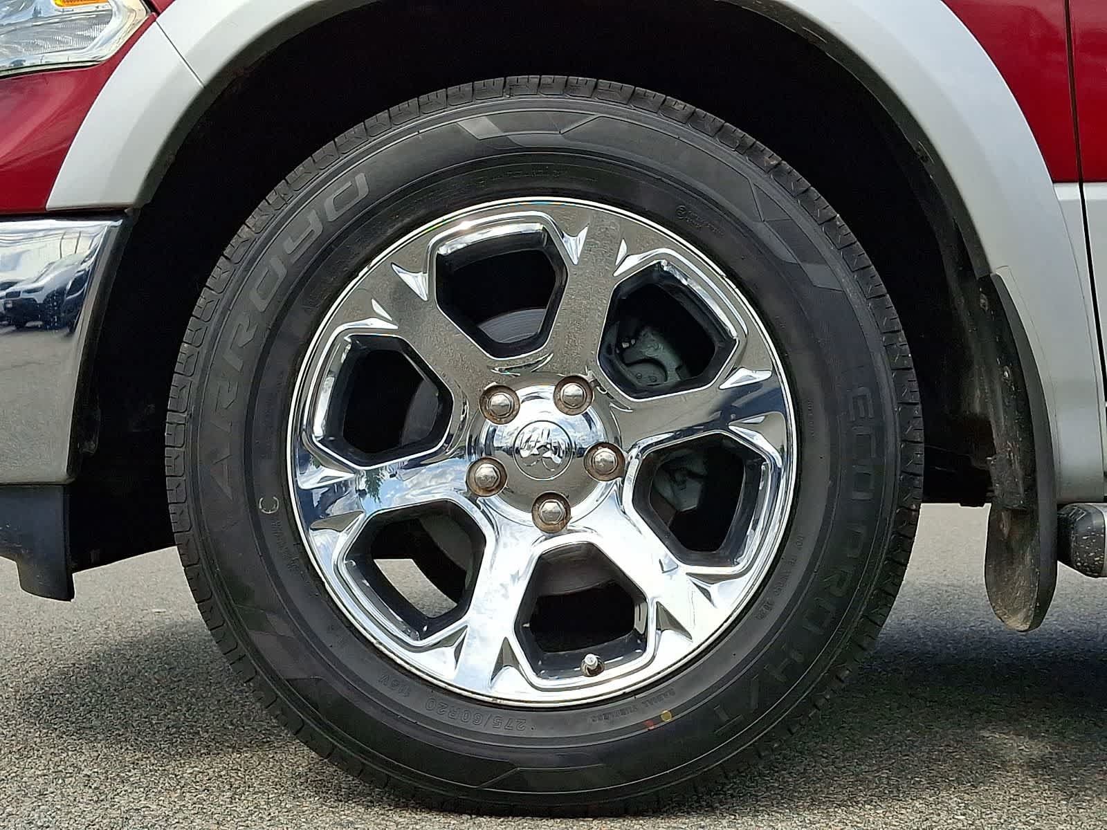 Used 2015 RAM 1500 Laramie w/ Convenience Group AWD/4WD image 9