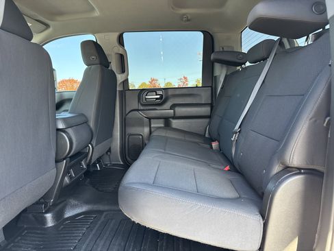 Used 2021 GMC Sierra 2500 4x4 Crew Cab w/ Convenience Package image 26