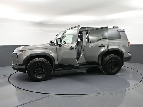 Used 2024 Lexus GX 550 AWD/4WD image 38