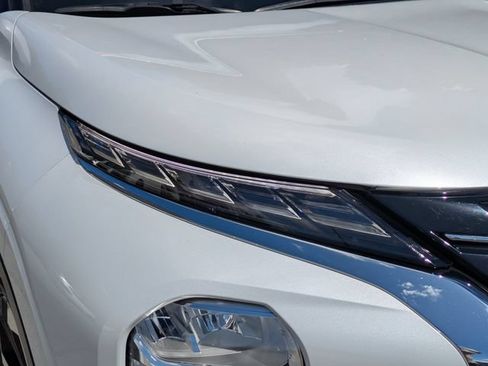 Used 2024 Mitsubishi Outlander SE FWD image 10