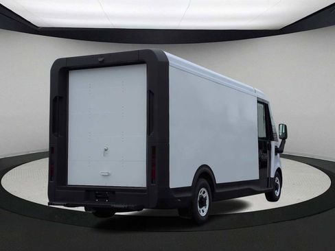 Used 2024 Chevrolet Brightdrop 600 w/ Battery Pack, Max Range AWD/4WD image 8