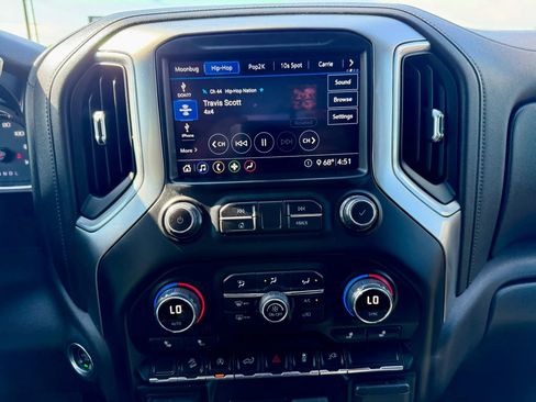 Used 2020 Chevrolet Silverado 1500 RST w/ Diesel Off-Road Package AWD/4WD image 12
