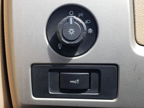 Used 2011 Ford F150 Lariat RWD image 27