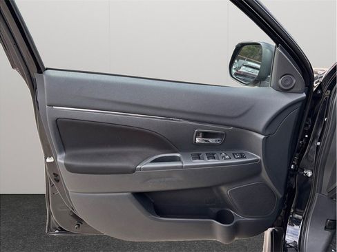 Used 2024 Mitsubishi Outlander Sport AWD image 16