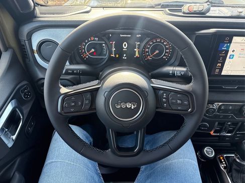 New 2026 Jeep Gladiator Sport image 14