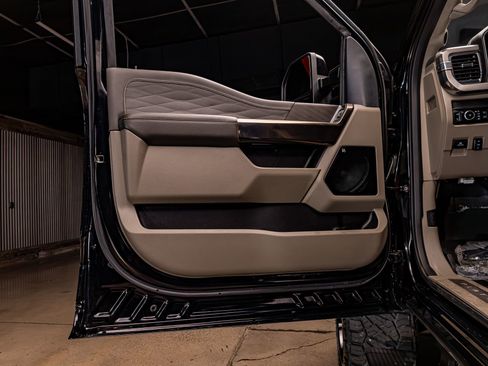 Used 2026 Ford F350 Platinum w/ Platinum Plus Package image 29